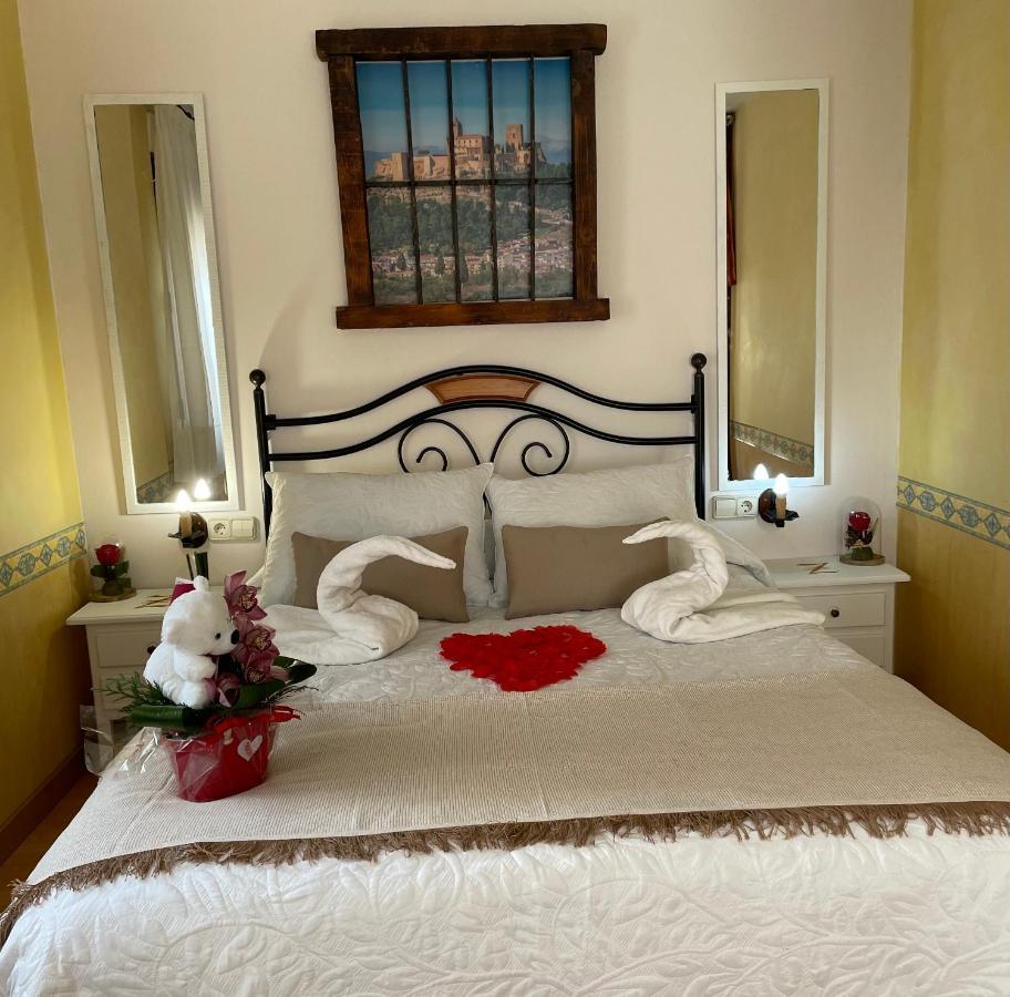 Hotel Hospederia Zacatin Алкала ла Реал Екстериор снимка