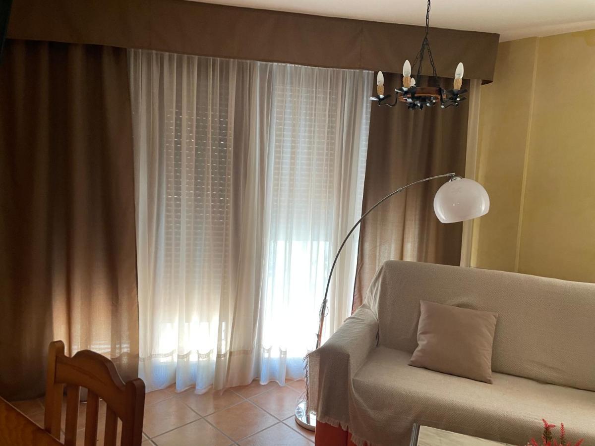 Hotel Hospederia Zacatin Алкала ла Реал Екстериор снимка